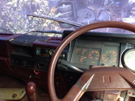 **790,000 บ.ต่อรอง/// เทนเลอร์2เพลา ROCKY-285 **ขาย เทนเลอร์2เพลา ISUZU ROCKY-285แรง ท้ายลาด ขน-ย้าย แบคโฮขนาด 200/320 ต่อใหม่ สีใหม่ สวยๆ พร้อมใช้ ISUZU ROCKY FVZ12MY (ร็อคเล็ก) วางเครื่องHINO EP100-Turbo 285HP (ลงเล่ม)เกียร์6สปีด เครื่องแน่น แห้งๆ แรง เ