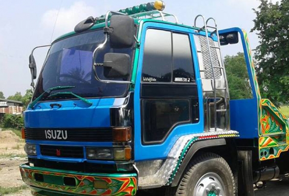 **790,000 บ.ต่อรอง/// เทนเลอร์2เพลา ROCKY-285 **ขาย เทนเลอร์2เพลา ISUZU ROCKY-285แรง ท้ายลาด ขน-ย้าย แบคโฮขนาด 200/320 ต่อใหม่ สีใหม่ สวยๆ พร้อมใช้ ISUZU ROCKY FVZ12MY (ร็อคเล็ก) วางเครื่องHINO EP100-Turbo 285HP (ลงเล่ม)เกียร์6สปีด เครื่องแน่น แห้งๆ แรง เ