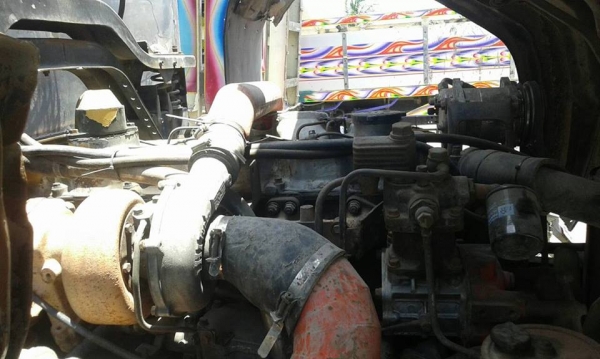 **790,000 บ.ต่อรอง/// เทนเลอร์2เพลา ROCKY-285 **ขาย เทนเลอร์2เพลา ISUZU ROCKY-285แรง ท้ายลาด ขน-ย้าย แบคโฮขนาด 200/320 ต่อใหม่ สีใหม่ สวยๆ พร้อมใช้ ISUZU ROCKY FVZ12MY (ร็อคเล็ก) วางเครื่องHINO EP100-Turbo 285HP (ลงเล่ม)เกียร์6สปีด เครื่องแน่น แห้งๆ แรง เ