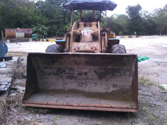 ขายด่วนครับ รถตัก992B ตามสภาพ ครับ