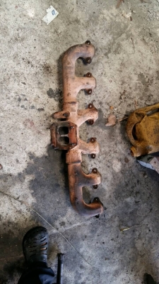 ขายเขาควายไอเสียเครื่องเทอร์โบ  เครื่องนิสสันยูดี  pd pe