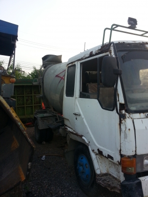 รถปูน เจ้าของขายเอง 089-717-6464 หกล้อ + แถมหัวเก๋ง