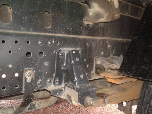 6ล้อดั้ม150แรง..NPR75H9T-102960 ปี53 รถสวยมาก สภาพดี ภายในสวยสะอาด...รถเดิมๆ