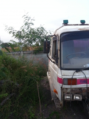 หัวเก๋ง UD CW430 เจ้าของขายเอง 089-717-6464