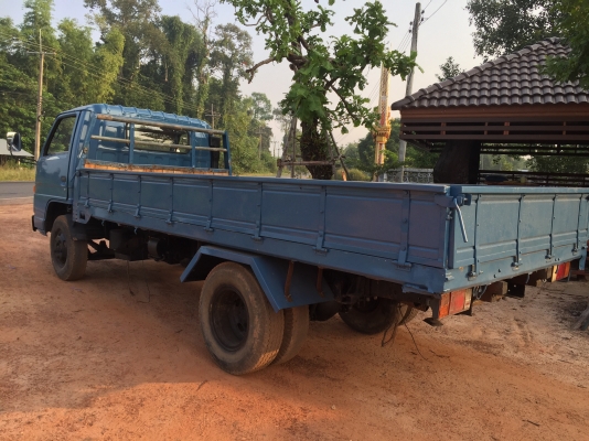 NPR57Lเครื่อง4BC2คัสสีสวย