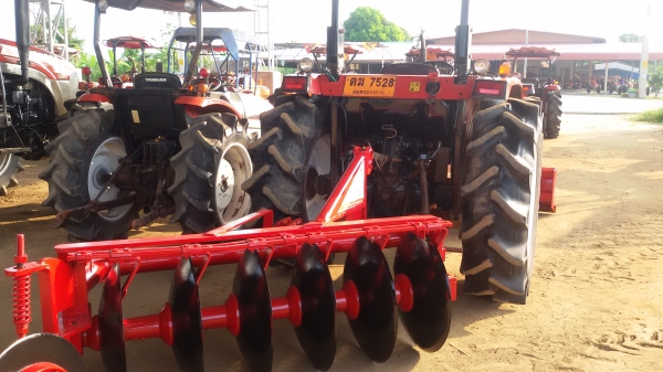 ยันม่าร์49 แรงงามๆพร้อมเล้มทะเบียนบอกได้คำเดียวว่าสวยมากๆ ราคา388000บาท มีไบมีดหน้า ผาน6ไบ24นิ้ว ไมร์1312ช.ม. โทร0813655997อำพร พาเจริญ ต วังบัว อ คลองขลุง จ กำแพงเพชรราคานี้ยังต่องลองได้อีกนะครับ