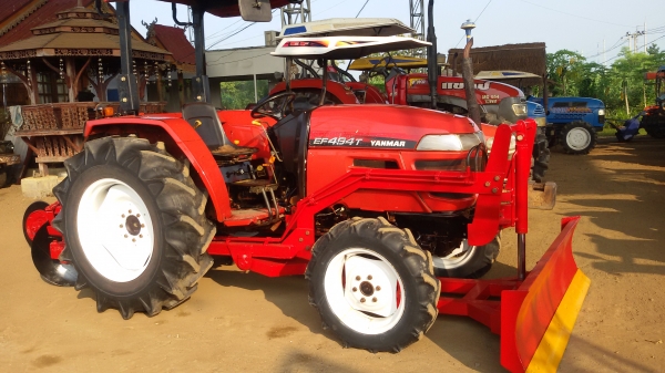 ยันม่าร์49 แรงงามๆพร้อมเล้มทะเบียนบอกได้คำเดียวว่าสวยมากๆ ราคา388000บาท มีไบมีดหน้า ผาน6ไบ24นิ้ว ไมร์1312ช.ม. โทร0813655997อำพร พาเจริญ ต วังบัว อ คลองขลุง จ กำแพงเพชรราคานี้ยังต่องลองได้อีกนะครับ