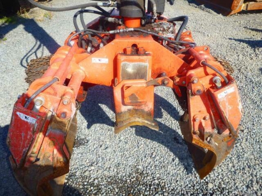 รับพรีออร์เดอร์  รถตัดไม้  สินค้ายังอยู่ที่ญี่ปุ่น