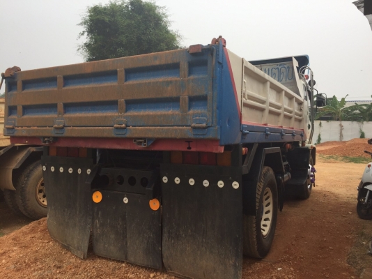 ขายดาวน์..6ล้อดั้ม200แรง ยูโร2 ปี48..รถวยมาก เดิมๆเครื่องไม่เคยแกะ รถไม่เคยชน...