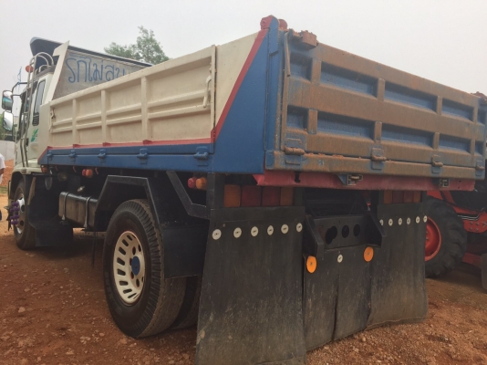 ขายดาวน์..6ล้อดั้ม200แรง ยูโร2 ปี48..รถวยมาก เดิมๆเครื่องไม่เคยแกะ รถไม่เคยชน...