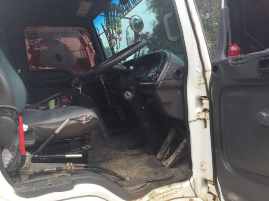 ขายดาวน์..6ล้อดั้ม200แรง ยูโร2 ปี48..รถวยมาก เดิมๆเครื่องไม่เคยแกะ รถไม่เคยชน...