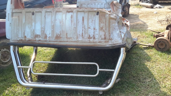 รถอิซูซุดราก้อนอาย จดทะเบียนปี45 ขายตามสภาพ พร้อมเล่มทะเบียน