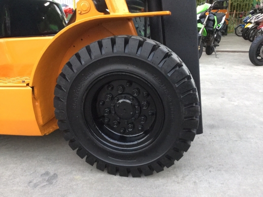 รถฟอล์คลิฟท์ โตโยต้า รุ่น7 ดีเซล เกียออโต้ 2.5 เสา 3เมตร พร้อมเปลื่ยนยางครับ รถฟอล์คลิฟท์ โตโยต้า รุ่น7 ดีเซล เกียออโต้ 2.5 เสา 3เมตร พร้อมเปลื่ยนยางครับ