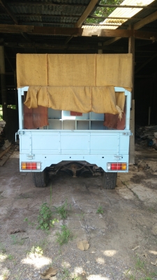 รถเกษตร 4 ล้อ