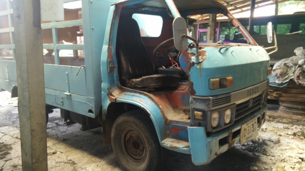 รถเกษตร 4 ล้อ