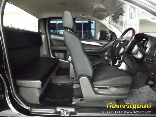 ISUZU ALL NEW DMAX CAB HI-LANDER 2.5Z Ddi VGS ปี 2013