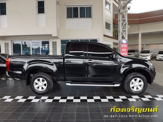 ISUZU ALL NEW DMAX CAB HI-LANDER 2.5Z Ddi VGS ปี 2013