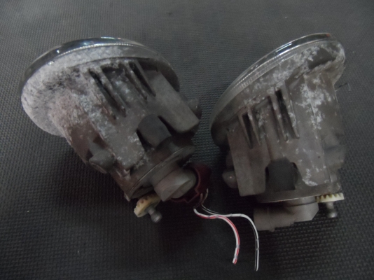 ขาย sportlight สปอตไลท์ TOYOTA WISH โตโยต้า วิช อะไหล่รถยนต์ มือสอง