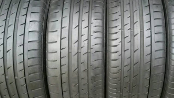 ขายล้อ mr2  ขอบ18พร้ม 235/45 ยาง ปี 13คับ ขาย  13900