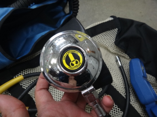 เซ็ทวาล์วดำน้ำ มาตรวัดมีเข็มทิศเสื้อ