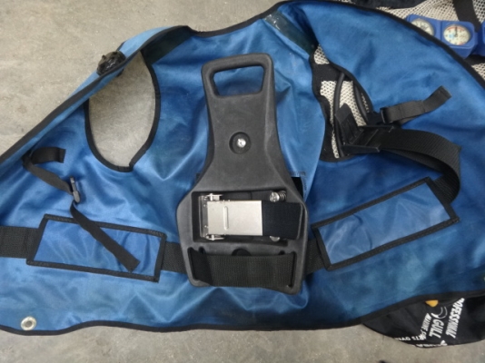 เซ็ทวาล์วดำน้ำ มาตรวัดมีเข็มทิศเสื้อ