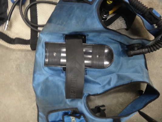 เซ็ทวาล์วดำน้ำ มาตรวัดมีเข็มทิศเสื้อ