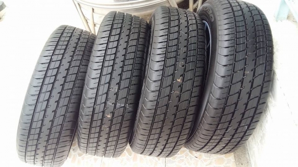 ขายล้อแม็กป้ายแดง Toyota vios trd 15" สนใจติดต่อเล็กคลองสามครับ 081-3747940