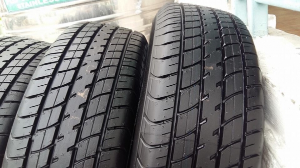 ขายล้อแม็กป้ายแดง Toyota vios trd 15" สนใจติดต่อเล็กคลองสามครับ 081-3747940