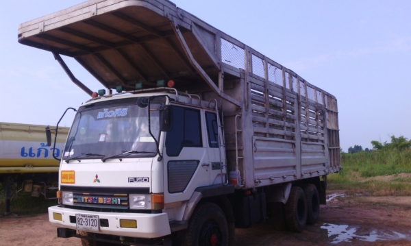 MITSUBISHI FN 527 TF 36xx 220 แรงม้า 2 เพลาไม่ดัมพ์ ปี 39