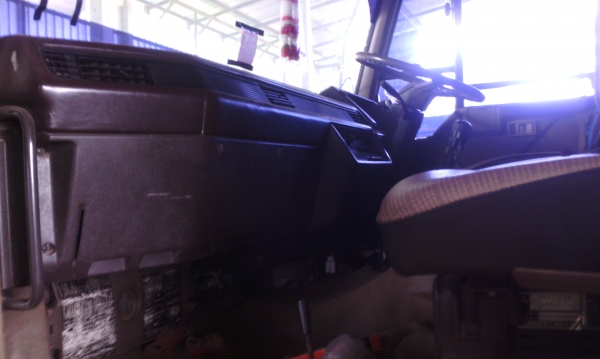 MITSUBISHI FN 527 TF 36xx 220 แรงม้า 2 เพลาไม่ดัมพ์ ปี 39