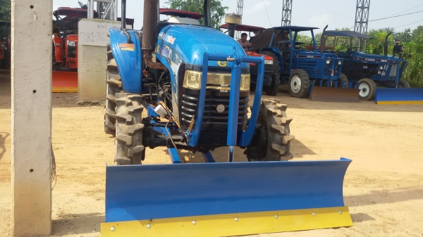 รถไถแช้มป์ สองเพลาMX6055พร้อมไช้งานมีไบมีดหน้า และโลตาลีหลัง รถอยู่วังบัว คลองขลุง กำแพงเพชร  ราคา230000บาท   สนใจสอบุถามได้ที่081 3655997 อำพร  พาเจริญ  ราคาต่อรองได้อีกนะครับ