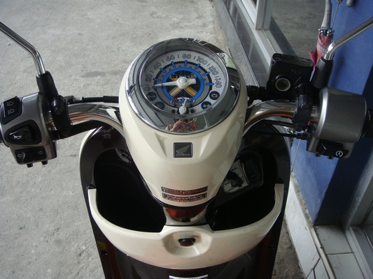 scoopyi club12(รถปีเดียว)