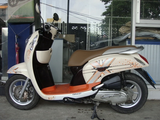 scoopyi club12(รถปีเดียว)