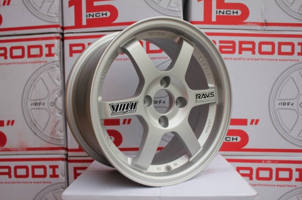 ล้อ TE37 งานSRR ขอบ15X7 ออฟ+35 ปั๊มครบ วงละ 2,500 บาท