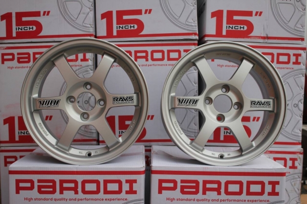 ล้อ TE37 งานSRR ขอบ15X7 ออฟ+35 ปั๊มครบ วงละ 2,500 บาท