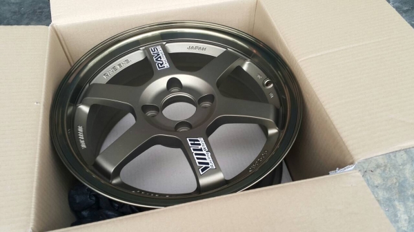 ล้อ TE37 งานSRR ขอบ15X7 ออฟ+35 ปั๊มครบ วงละ 2,500 บาท