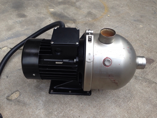 ขายปั้มน้ำหอยโข่ง Groundfos 3/4HP. 380V made in Germany สภาพสวย วิ่งนิ่ม พร้อมใช้งาน ขายปั้มน้ำหอยโข่ง Groundfos 3/4HP. 380V made in Germany สภาพสวย วิ่งนิ่ม พร้อมใช้งาน