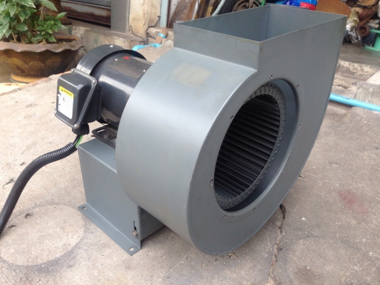 ขายโบวเวอร์ดูดอากาศ Dayton 1HP. 380V สภาพสวยมาก ถอดจากเครื่องจักรอเมริกา พร้อมใช้งานครับ