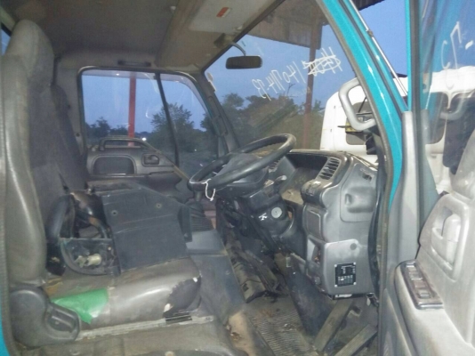 340,000   บาท  อีซูซุ nrr กาตูนนอก  เครื่อง205  แรง อุปกรณ์ครบ  ไม่มีคัสซี่