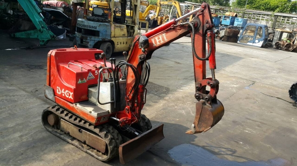 ขาย รถขุดจิ๋ว IHI รุ่น IS4GX มือสองญี่ปุ่น แทร็กยาง เครื่องดีเซล สตารท์ติดง่าย ขนาดเทียบเท่า PC03   มือถือ/LINE ID : 0818753444