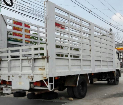 หกล้อ ฮีโน่ FG1JJPPA212 ปี47 สภาพดีสวยกริบ กะบะค็อกเหล็กยาว 7.20ม เล่มพร้อมโอน ราคา 870,000 ต่อรองได้ครับ หกล้อ ฮีโน่ FG1JJPPA212 ปี47 สภาพดีสวยกริบ กะบะค็อกเหล็กยาว 7.20ม เล่มพร้อมโอน ราคา 870,000 ต่อรองได้ครับ