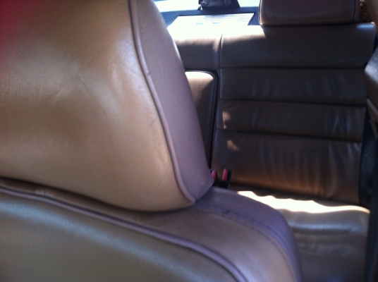 ขายรถเก๋งวอลโว่ 70000 บาท โทร0862465934