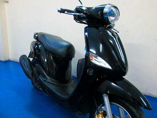 filano สีดำล้วน อมตะ เข้มสวย รุ่นพิเศษ ครอบไมล์ ฝาถังน้ำมัน ปลายแฮนด์ ชุบโคลเมี่ยม สวยงามยิ่งขึ้น รถเดือน กันยายน ปี56 ไมล์ 5 พันโล  31900