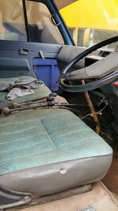 ขาย รถ 6 ล้อ ดั๊ม ติดเครนพร้อม ISUZU NPR ขนาด 115 แรง สภาพพร้อมใช้งาน