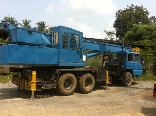 ขายรถเครน 10 ล้อ ทานาโด้ ทีแอว 201 ปั้ม 3 ตอน ทะเบียนแจ้ง ม.79 รถดีพร้อมใช้ ราคา.1750000 ต่อรอง