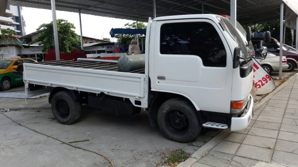 ขายถูกรถกระบะ4ล้อพร้อมใช้งาน ไม่เคยบรรทุกหนักสนใจสอบถามใด้