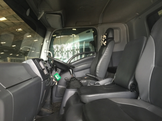 ISUZU FTR 240 ตู้ 10 บาน ISUZU FTR 240 ตู้ 10 บาน