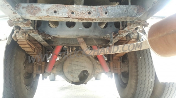 รถบรรทุกน้ำ 6 ล้อ ยี่ห้อ ISUZU  รุ่น FTR  แชซซี FTR11H ปีจดทะเเบียน 2533 ระบบล็อคล้อไฟฟ้า