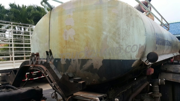 รถบรรทุกน้ำ 6 ล้อ ยี่ห้อ ISUZU  รุ่น FTR  แชซซี FTR11H ปีจดทะเเบียน 2533 ระบบล็อคล้อไฟฟ้า