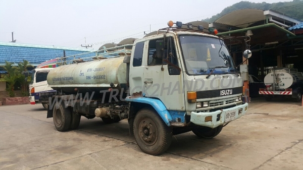 รถบรรทุกน้ำ 6 ล้อ ยี่ห้อ ISUZU  รุ่น FTR  แชซซี FTR11H ปีจดทะเเบียน 2533 ระบบล็อคล้อไฟฟ้า